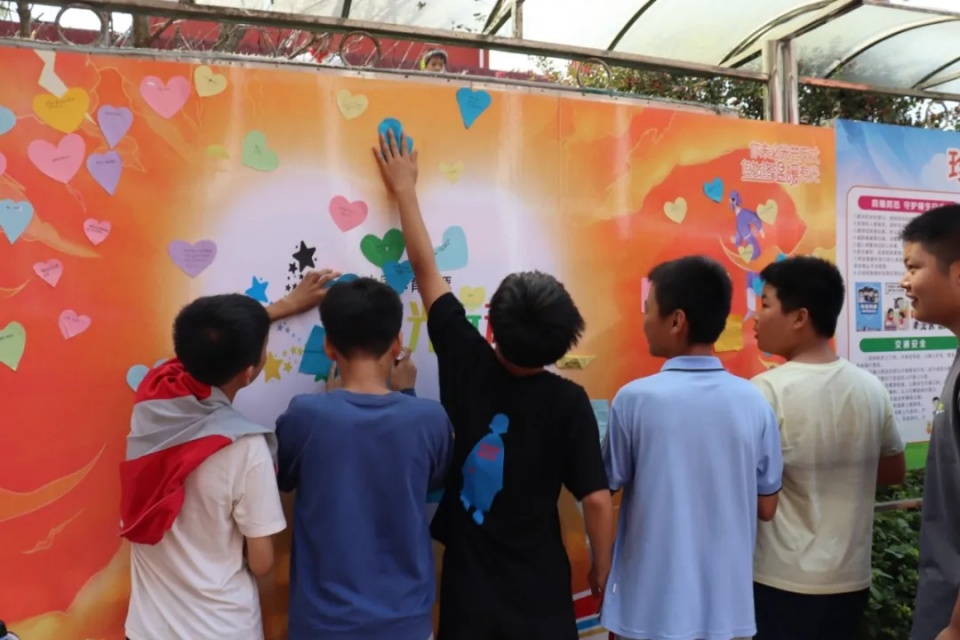 1760001145561.png 图片 2.png